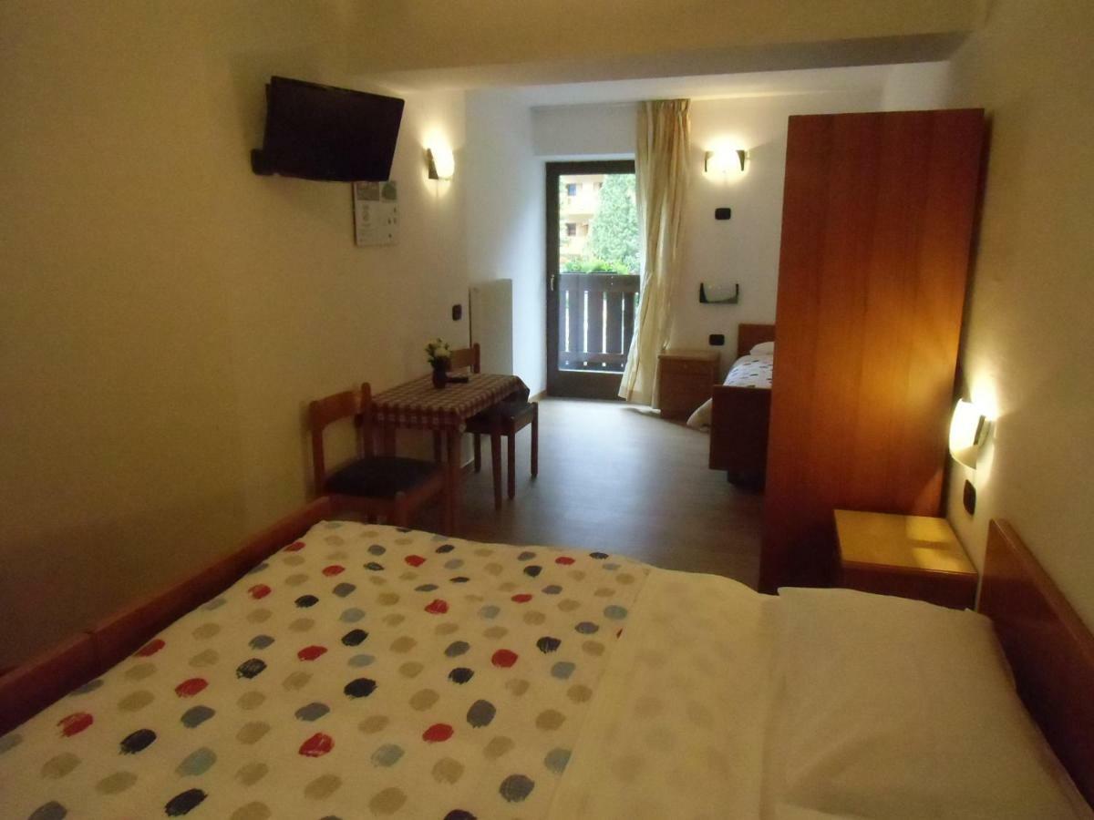 Garni Festil Hotel Campitello di Fassa Exterior photo