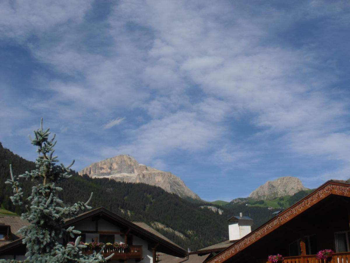 Garni Festil Hotel Campitello di Fassa Exterior photo