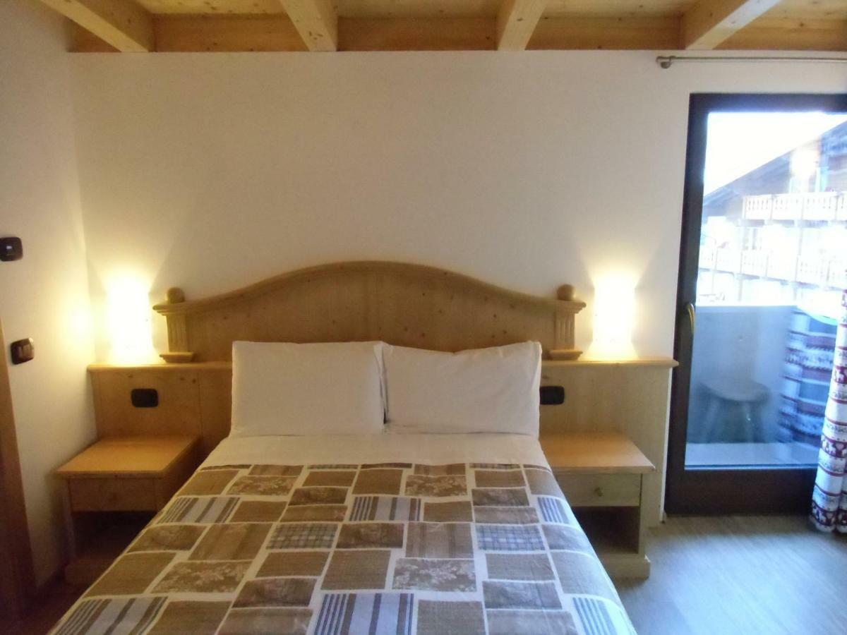 Garni Festil Hotel Campitello di Fassa Exterior photo